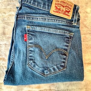 Levi's 711 Skinny Classic Blue Jeans